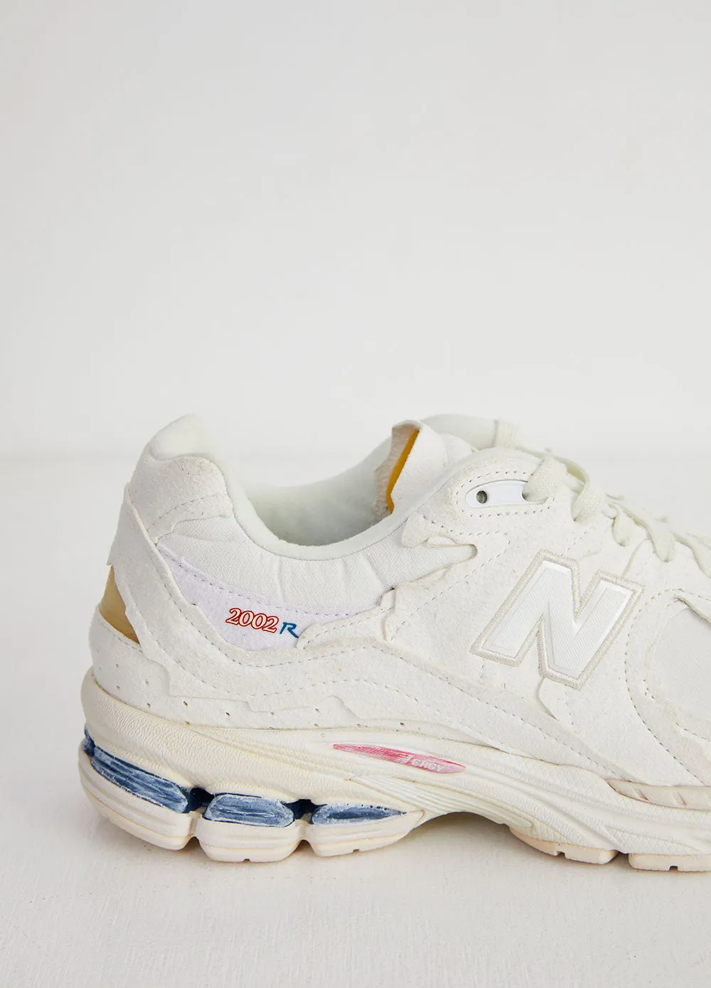 2002R Sneakers