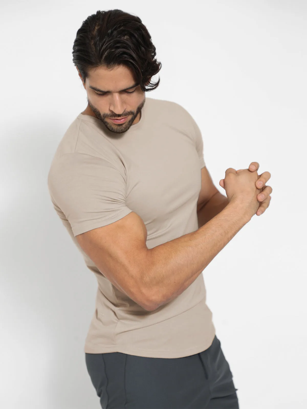 All Day Elite Curve-Hem Tee Short Sleeve Sand