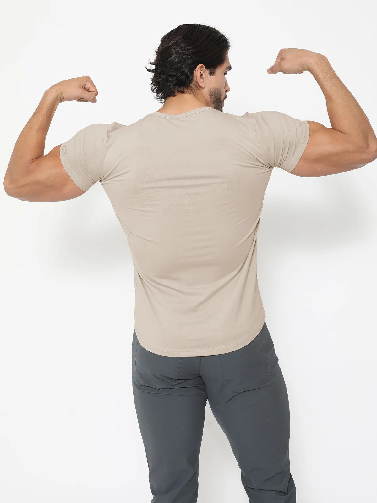 All Day Elite Curve-Hem Tee Short Sleeve Sand