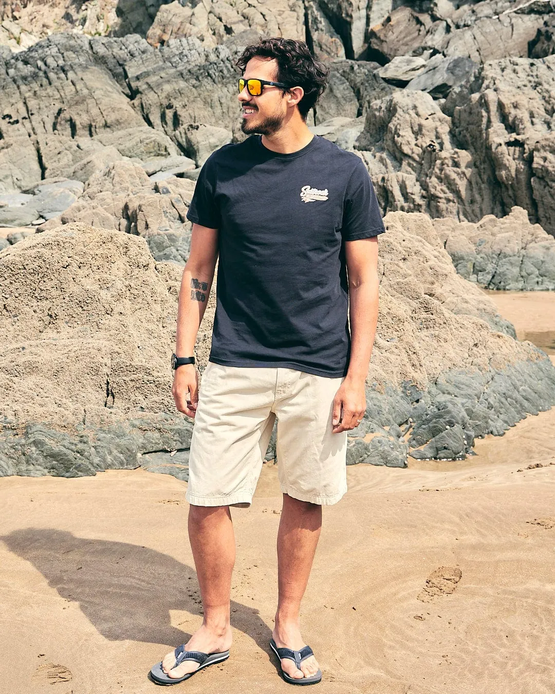 Beach Sign Wales - Mens - Short Sleeve T- Shirt - Dark Grey