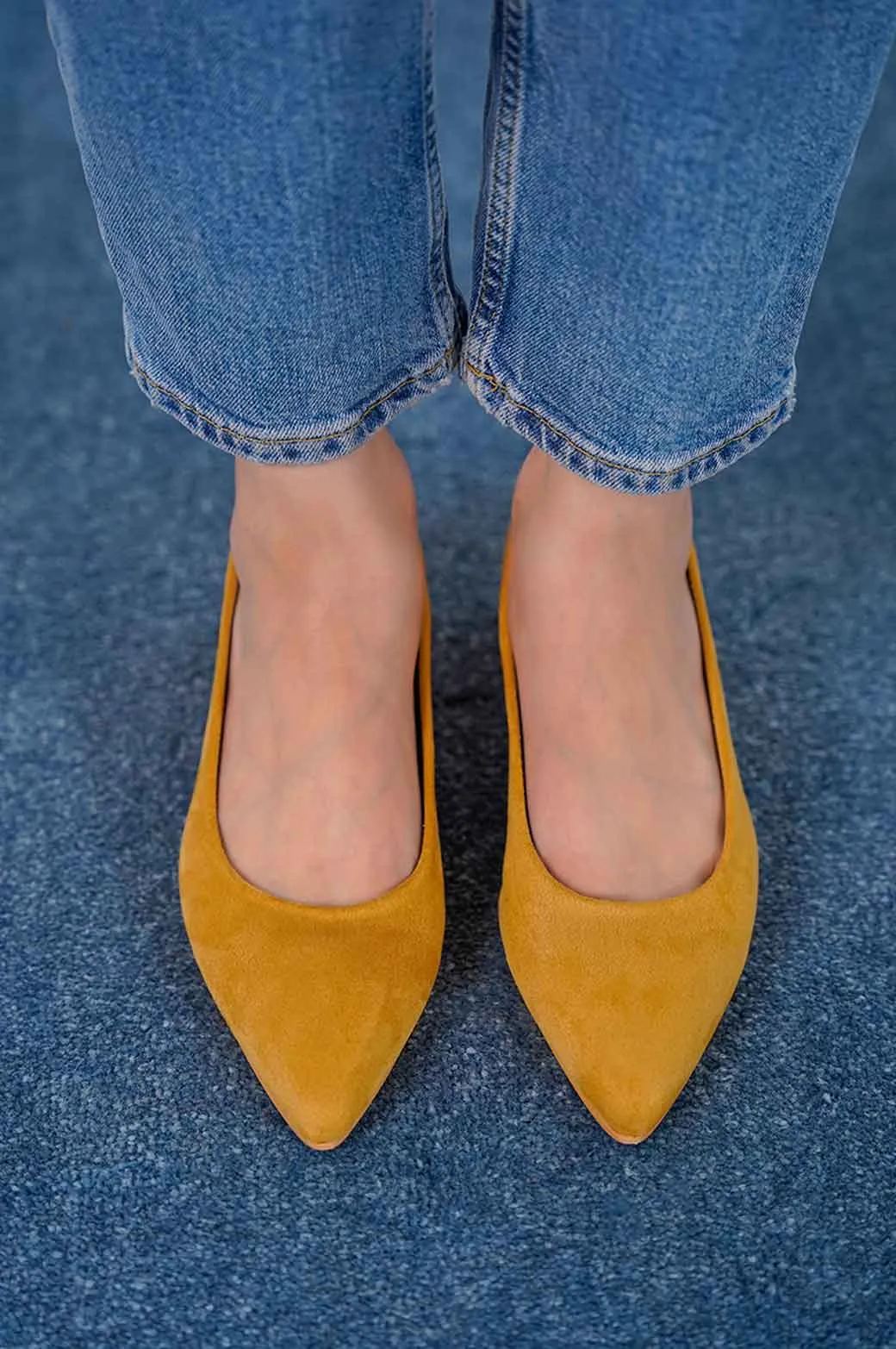 BLOCK HEEL PUMPS