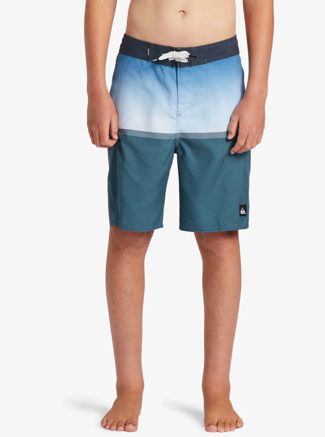 Boys 8-16 Everyday Division 17" Boardshorts - Aegean Blue