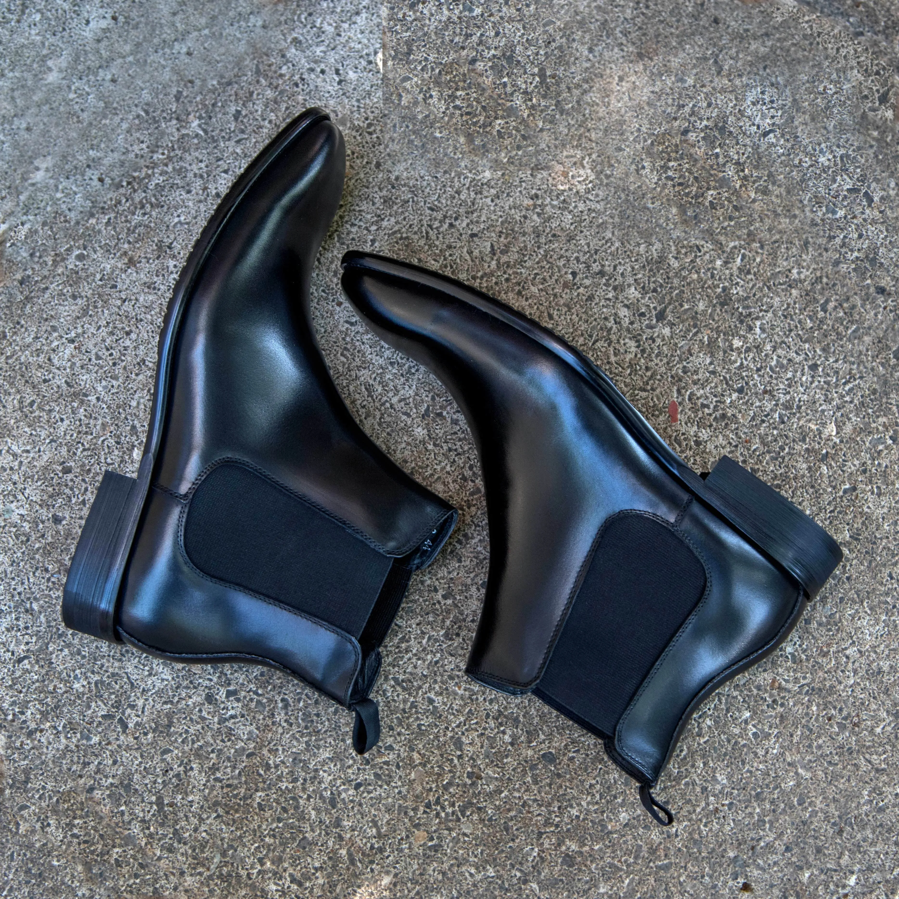 CARDIZ | Black Leather Chelsea Boots