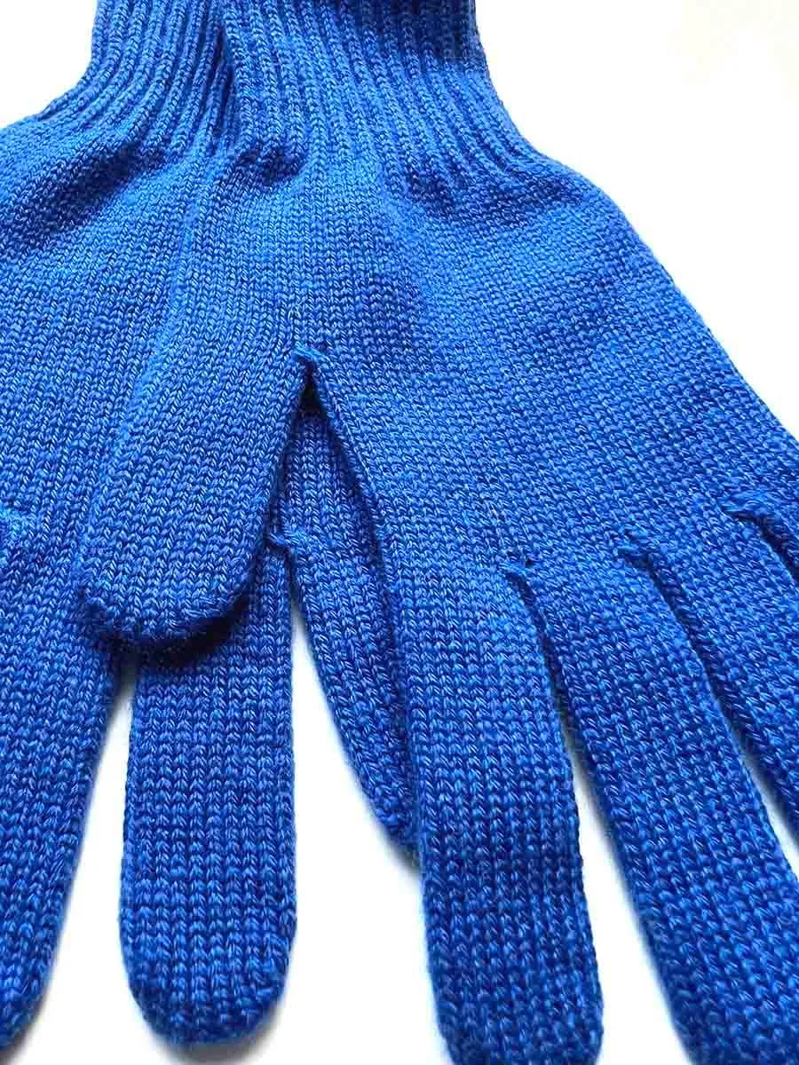 Cashmere hat, scarf and gloves set in Royal blue