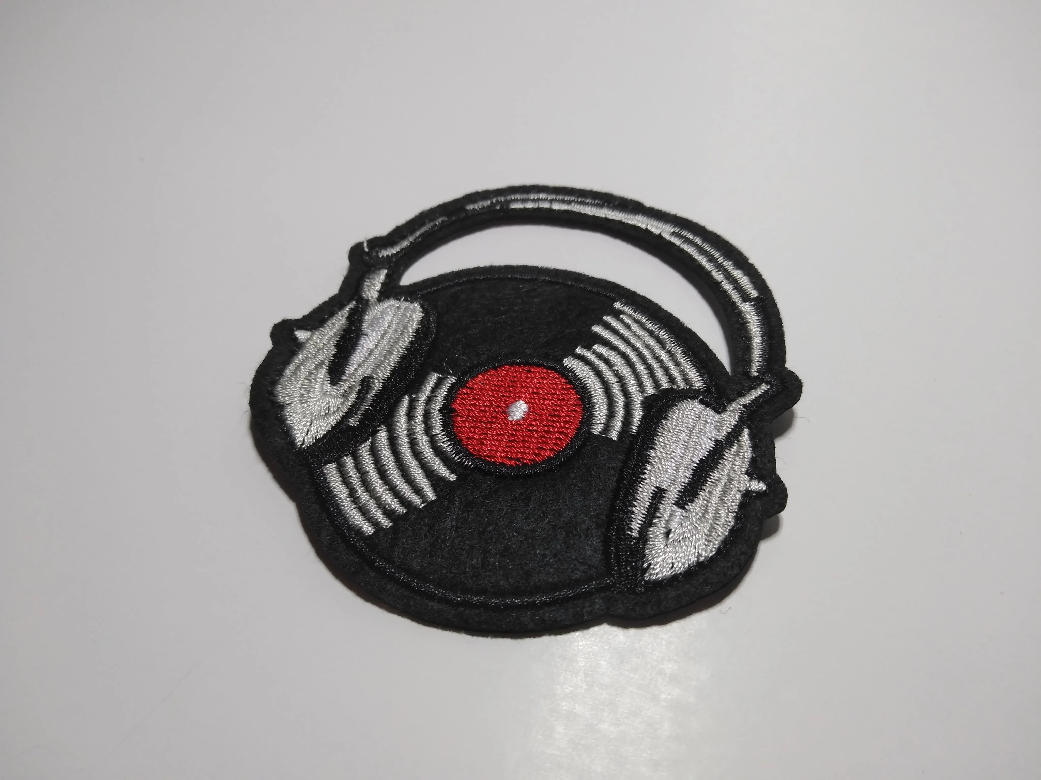 DJ RECORD HEADPHONES IRPN ON PATCH