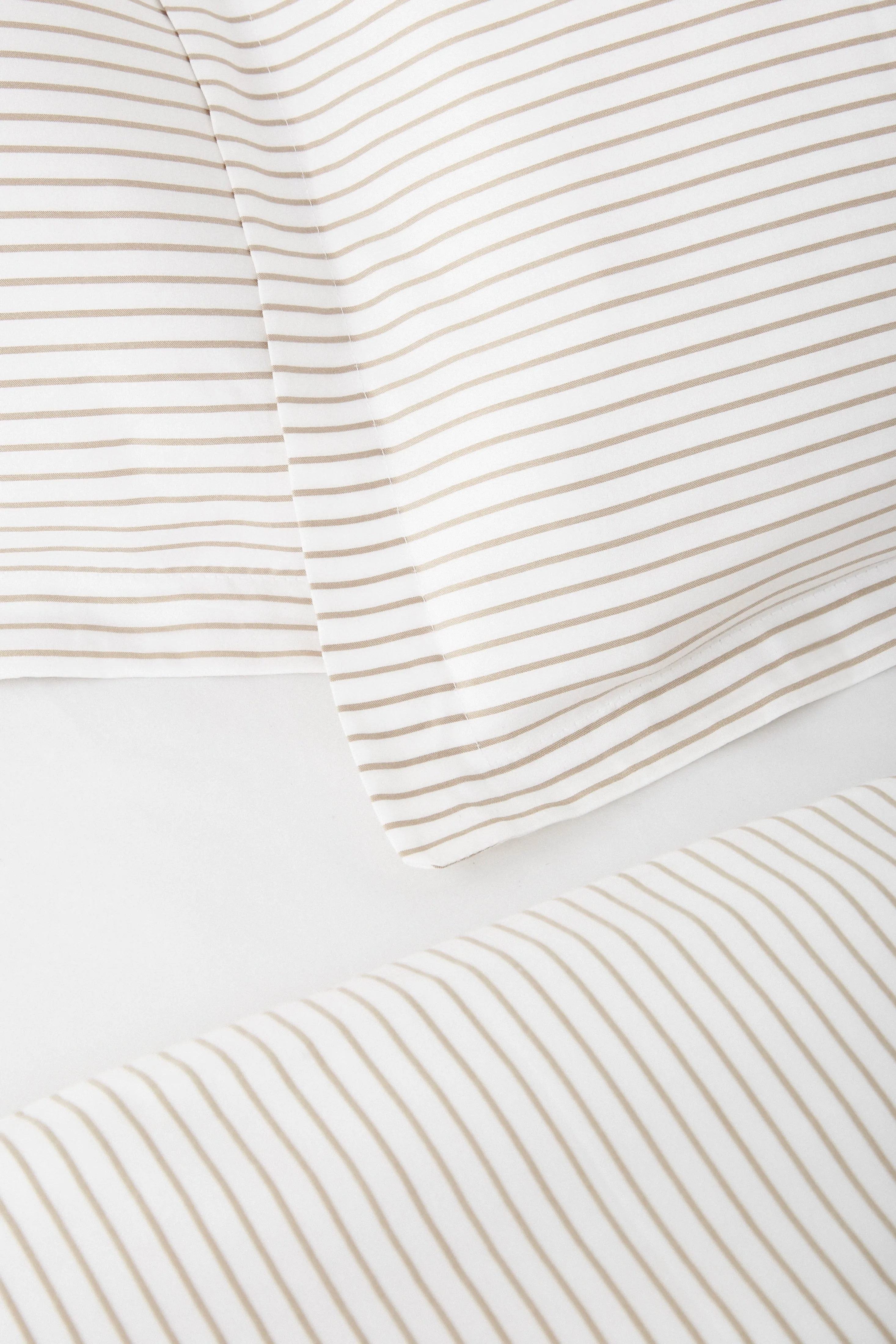 Duvet Cover and Sham Set in Cashmere/White Microstripe