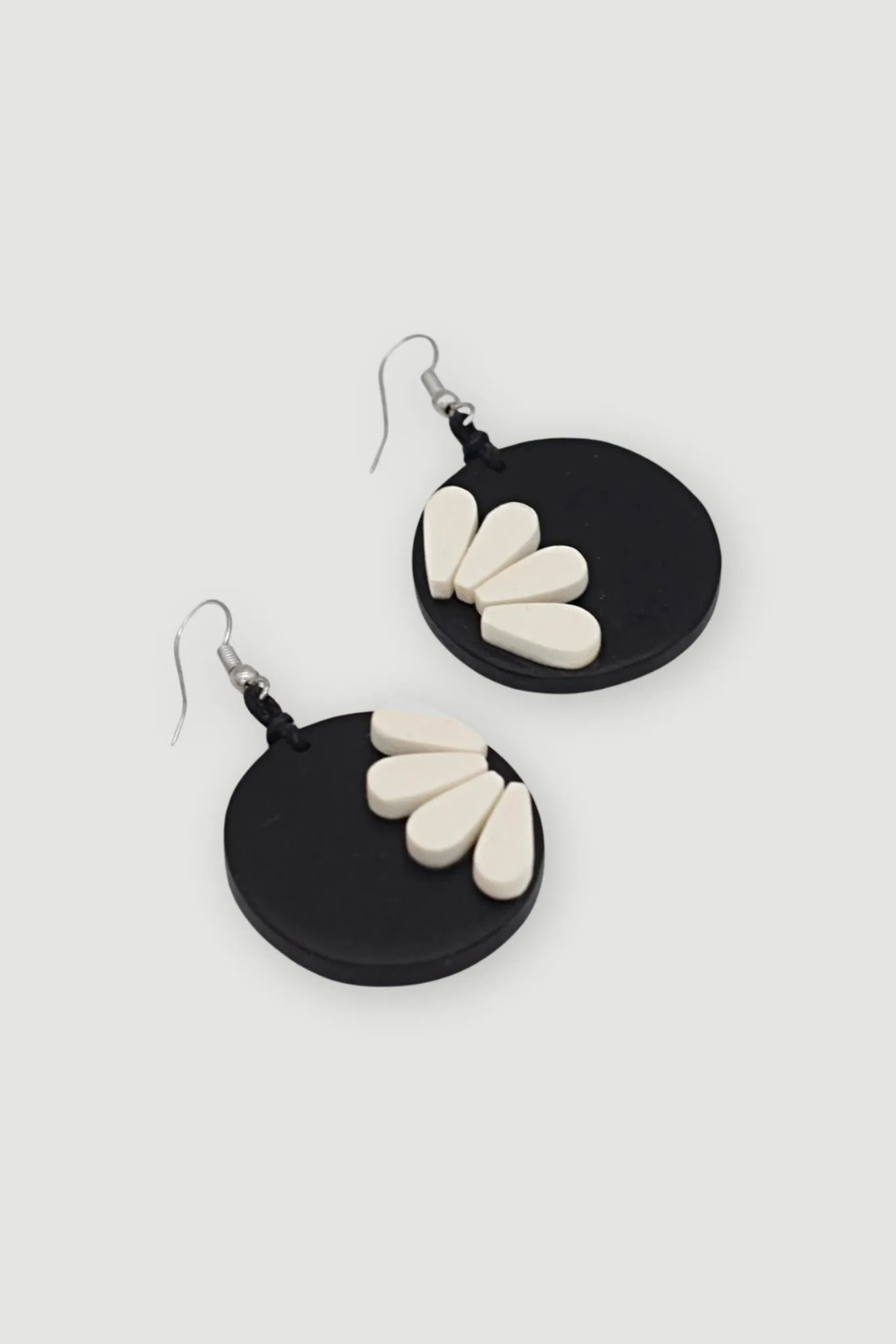 Flower Power Earring - Black