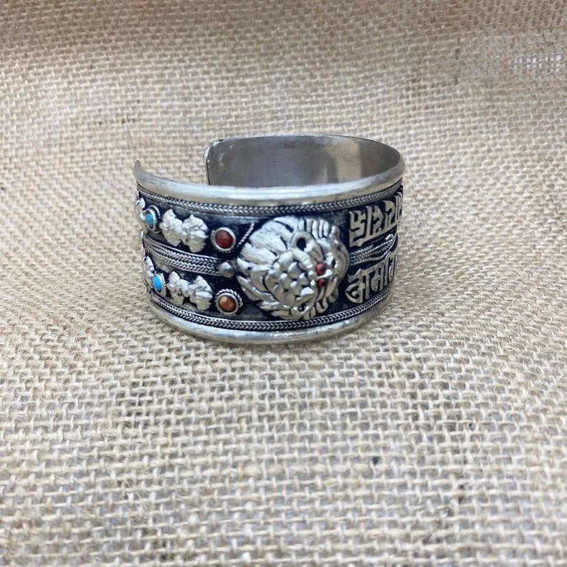 Handmade Healing Bracelet, Dragon Style Bracelet, Ethnic Jewelry, Dorje  Cuffs, Unisex Cuffs, OM Ma Ni Pa Mi Hu Bangles, Yoga Gift