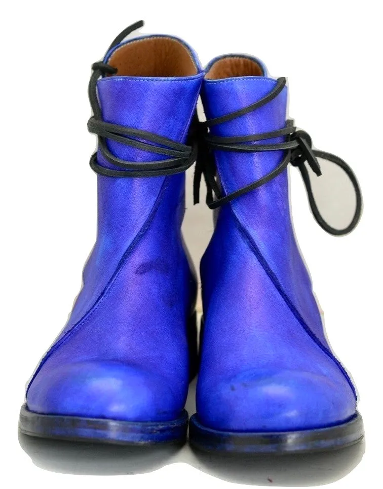 Lace around boot  |  Electric blue