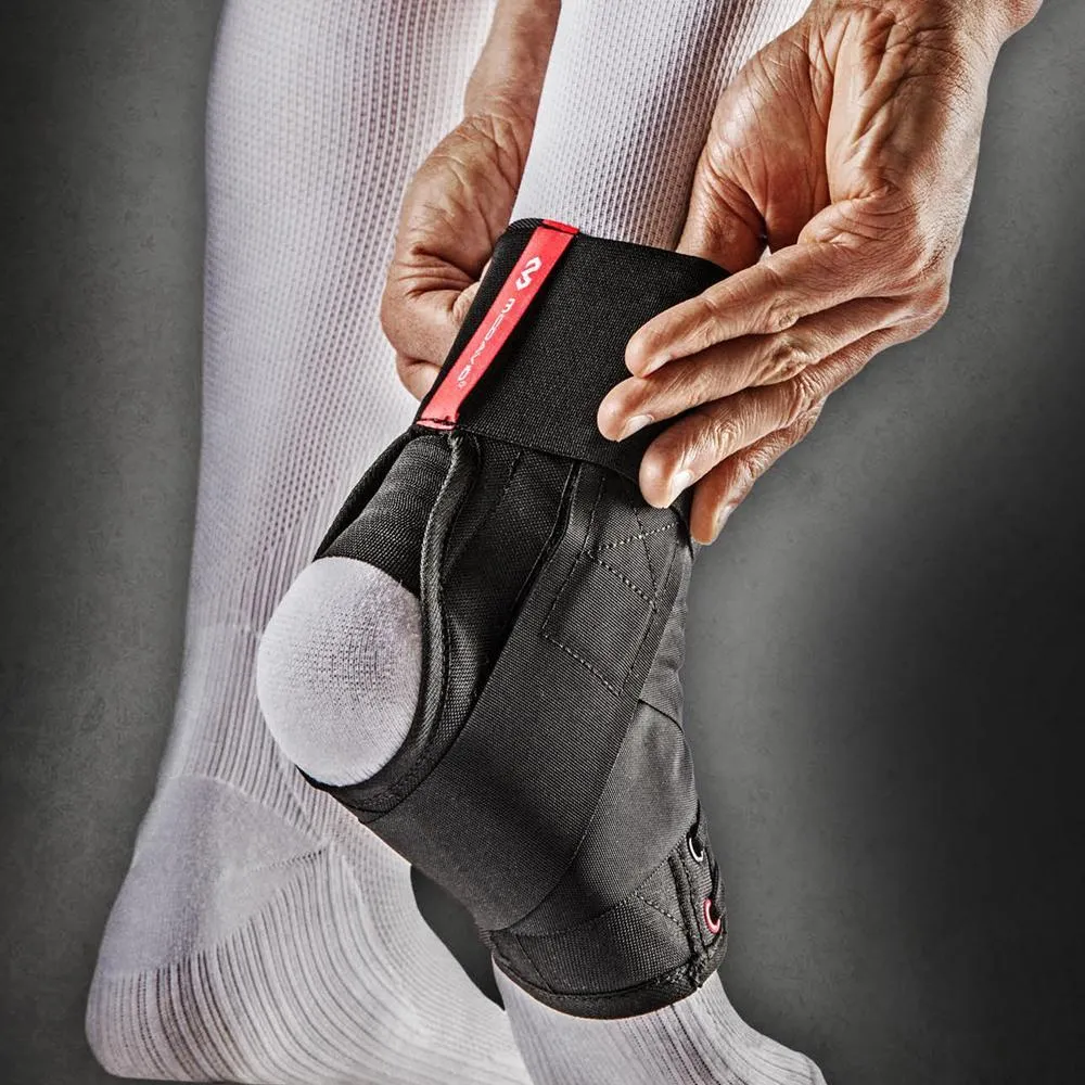 McDavid Ankle Brace w/ Straps - MD195