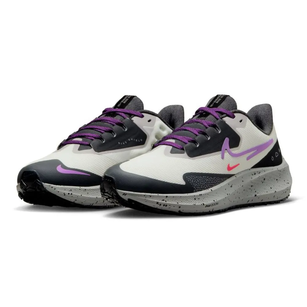 Nike Women's Air Zoom Pegasus 39 Shield