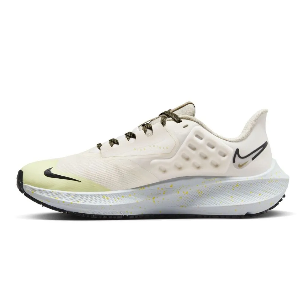 Nike Women's Air Zoom Pegasus 39 Shield