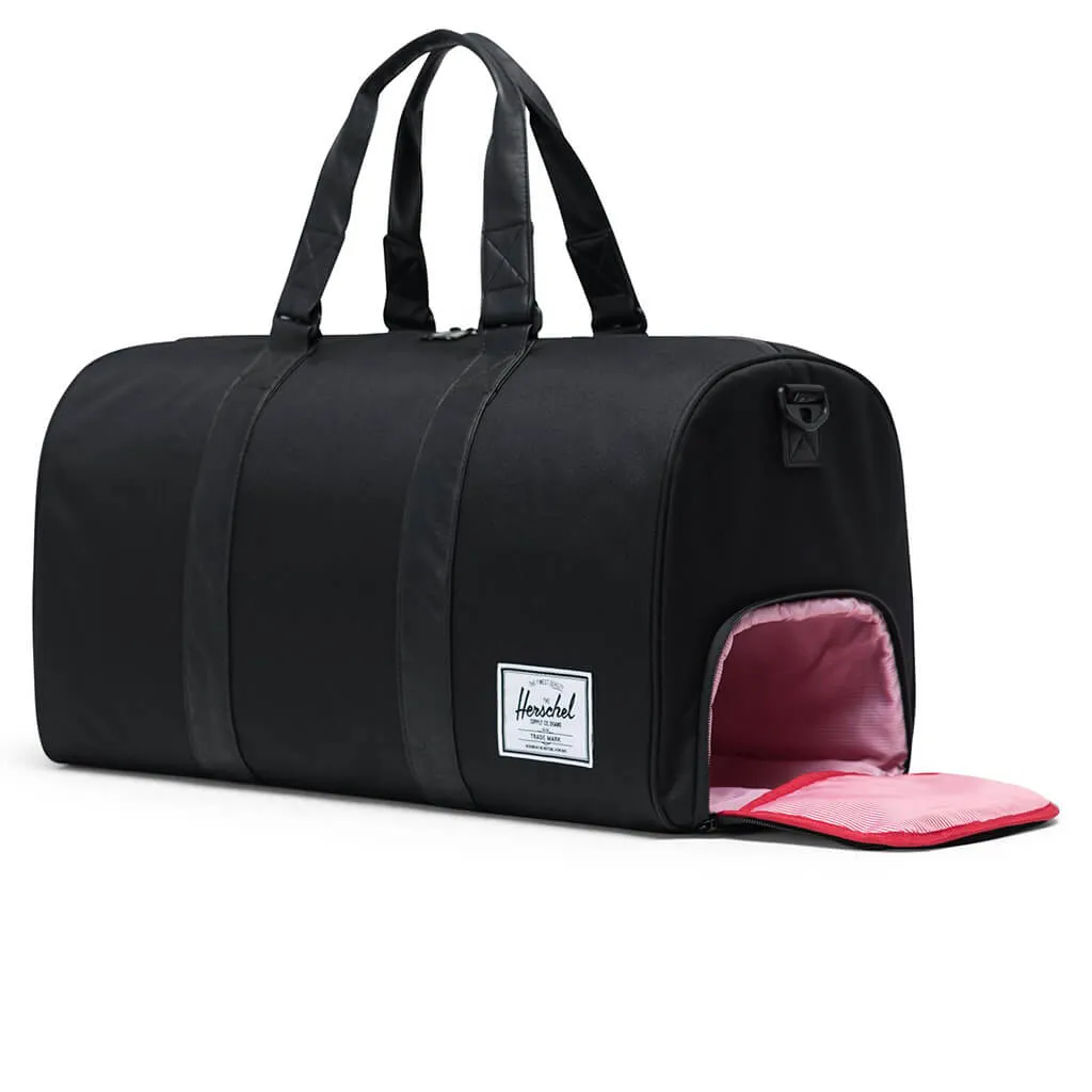 Novel Duffle - Black/Black