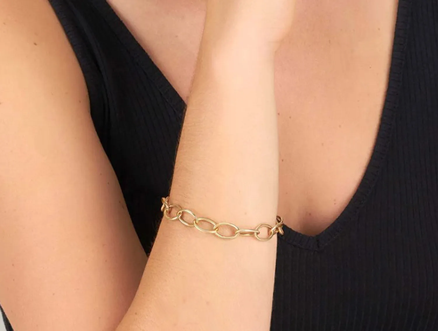 Oval Link Sport Bracelet in 18K Yellow Gold