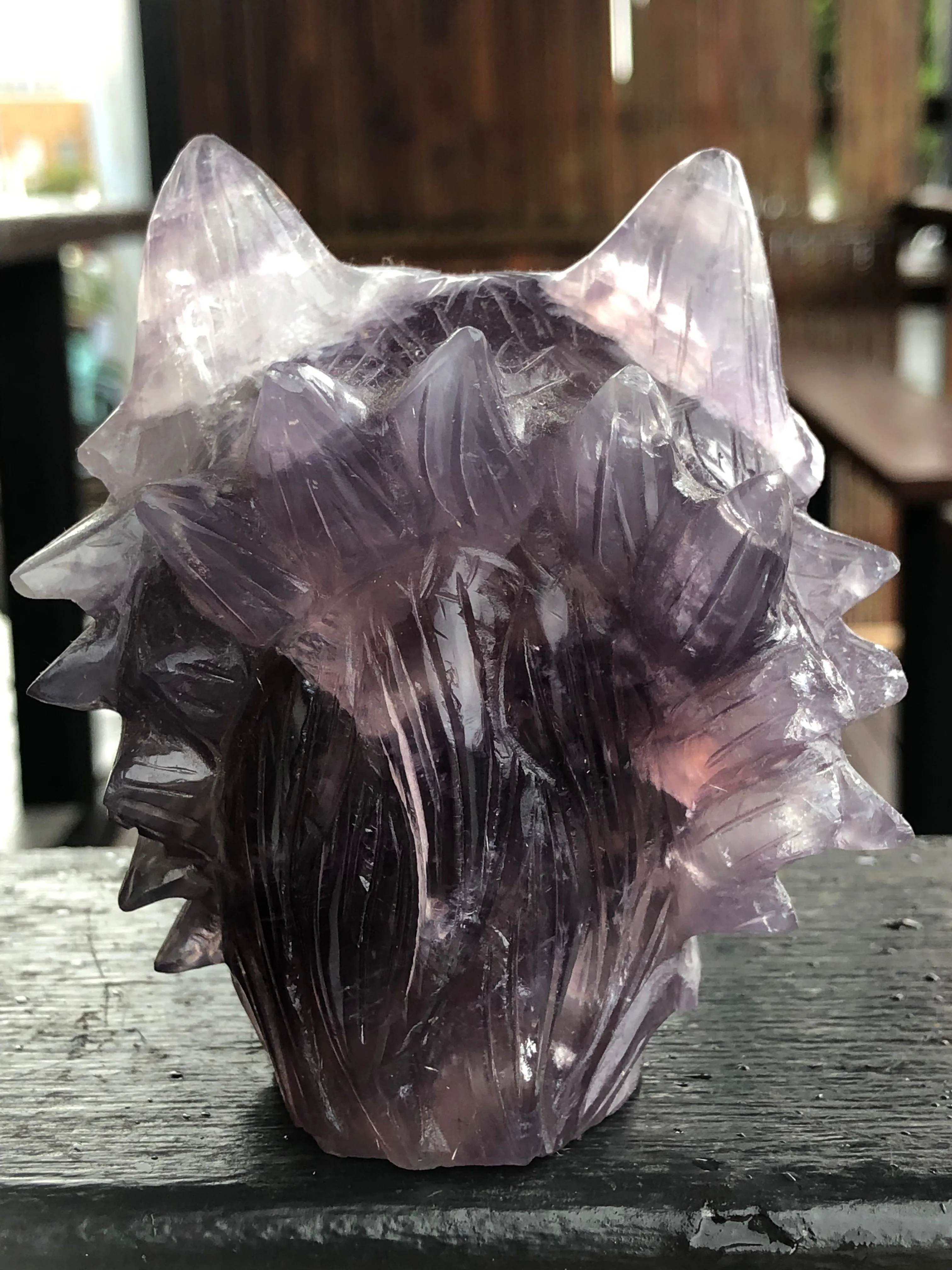 Purple Fluorite Wolf Head [1k1086]