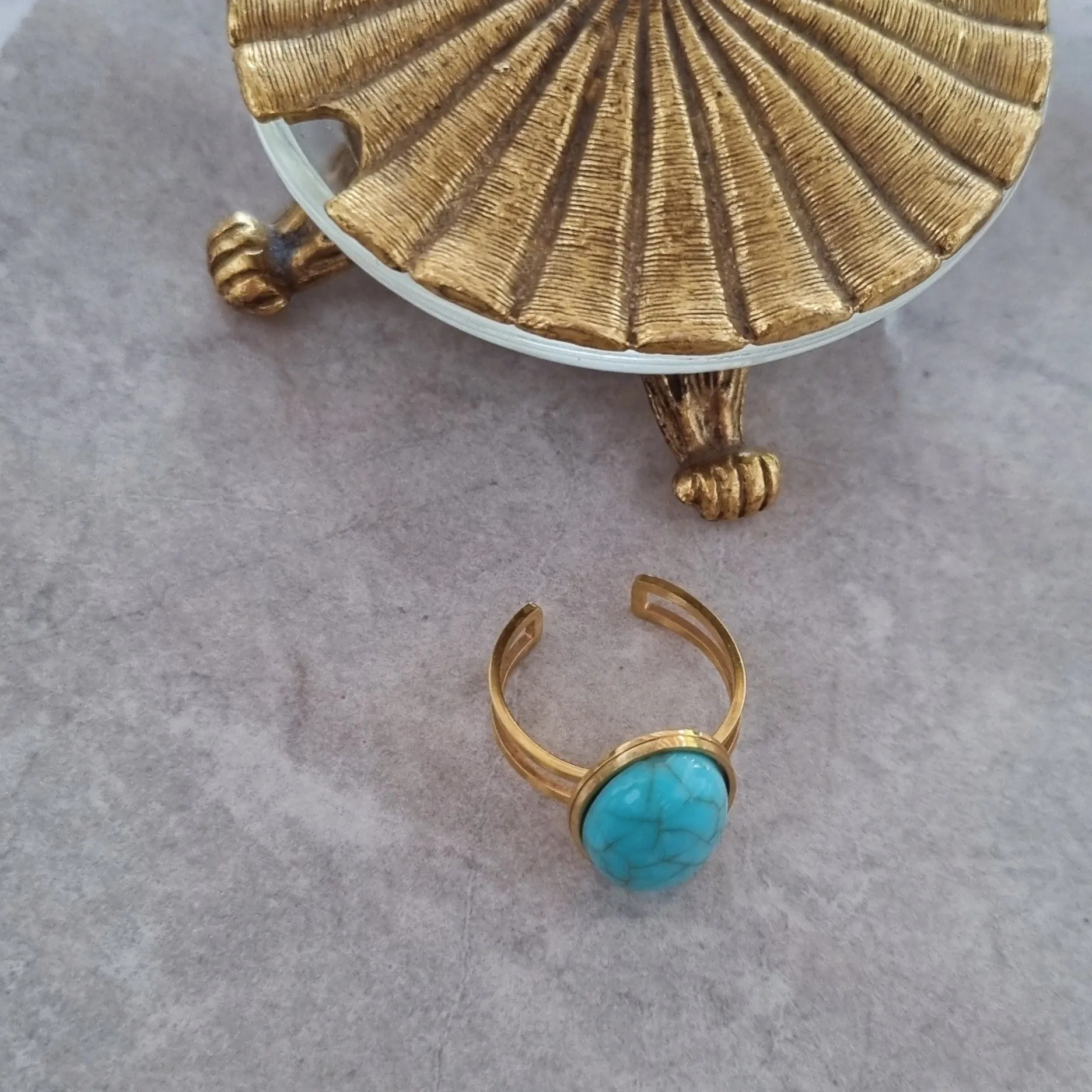 Turquoise stone ring