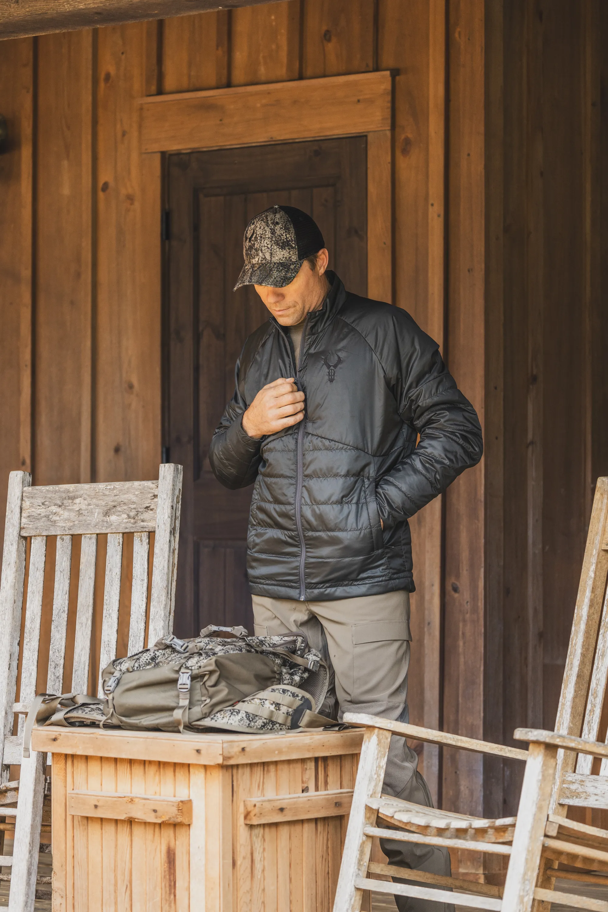 ULTRALIGHT PACKABLE JACKET