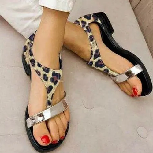 Women's Sandals Low Heel Clip Toes Buckle Strap Beach Shoes